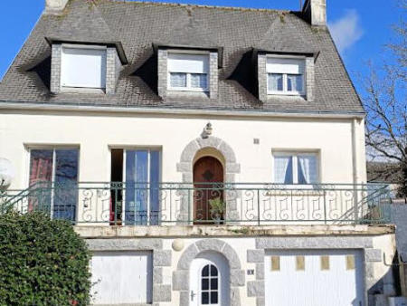 vente maison à châteauneuf-du-faou (29520) : à vendre / 201m² châteauneuf-du-faou