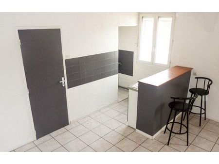 location appartement 3 pièces 45 m² rouen (76000)