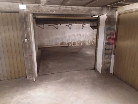 garage/box 35 m²