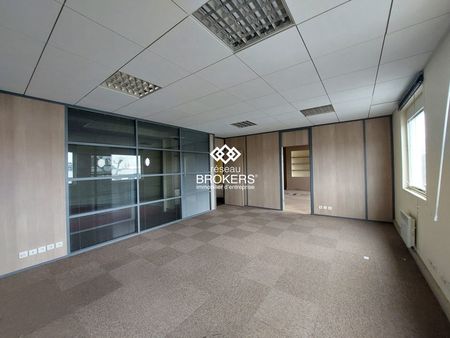 bureaux 183 m² verrières-le-buisson