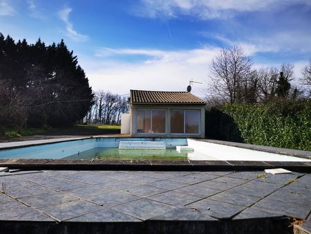 saint-quentin-de baron ensemble immobilier 100 m² : maison + dépendance + piscine sur parc