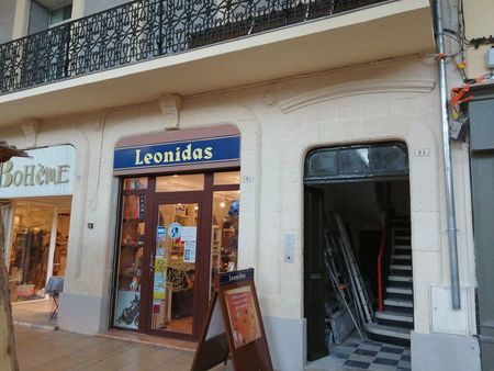 location local commercial lunel