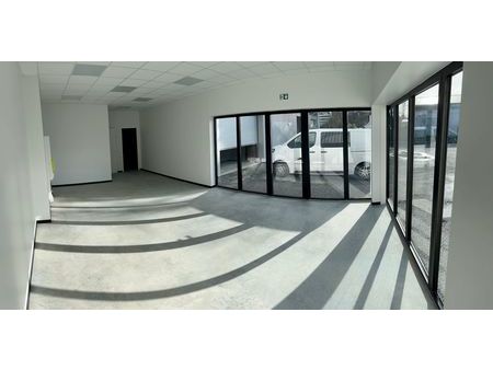 local commercial + entrepot 240m2 andernos