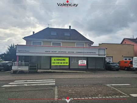local commercial 271 m² thann
