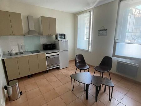 location appartement  20.3 m² t-1 à castelnaudary  390 €