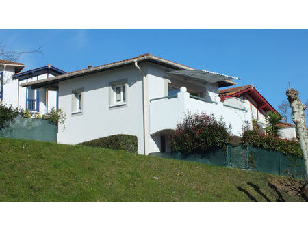 vente maison 3 pièces 66m2 urrugne 64122 - 426000 € - surface privée