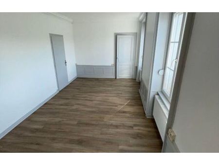 location appartement 2 pièces 56 m² gray (70100)