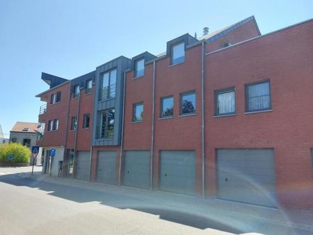 appartement 2 chambres avec terrasse  garage et emplacement