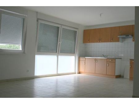 location appartement 3 pièces 62 m²