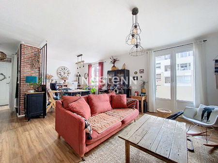 a vendre - appartement type 4 de 64 m² avec balcon et cave 'angers lafayette / frémur'