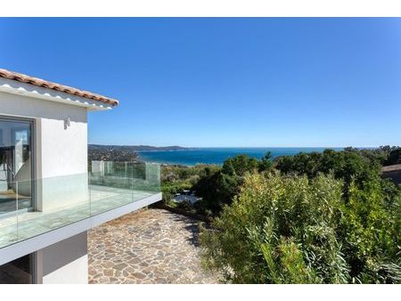 villa de 7 pièces de luxe en location cavalaire-sur-mer  provence-alpes-côte d'azur