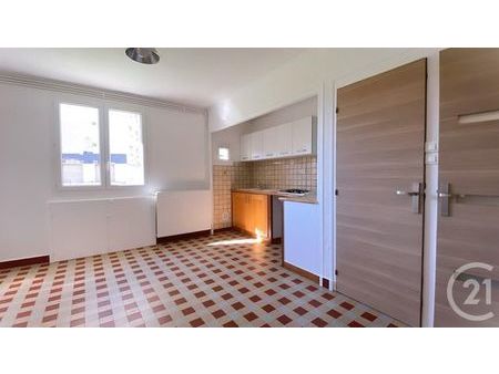 appartement t3 à louer - 3 pièces - 47 95 m2 - st martin le vinoux - 38 - rhone-alpes