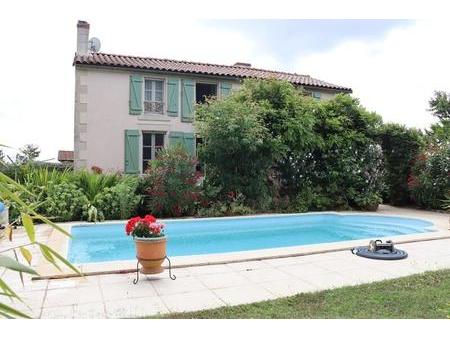 vente maison piscine à puy-de-serre (85240) : à vendre piscine / 154m² puy-de-serre