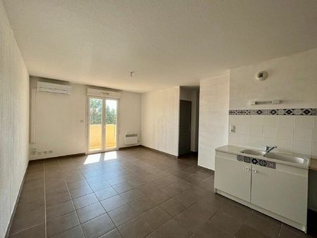 location appartement  49.5 m² t-2 à frontignan  829 €