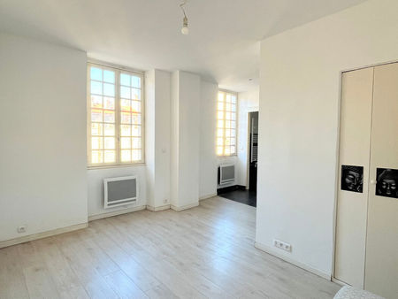 vente appartement 1 pièces 22m2 marseille 6eme (13006) - 120000 € - surface privée