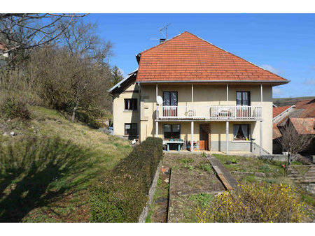 maison 8 pieces 202 m² sur terrain de 13.87 ares 149900 euros