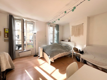 appartement 1 pièce - 23m² - paris - 18ème