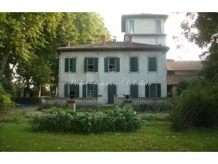 vente maison 10 pièces 975 m² saint-rémy-de-provence (13210)