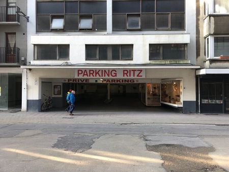 parking ritz