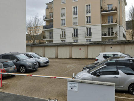 location garage box et parking au mans (72000) : à louer / le mans