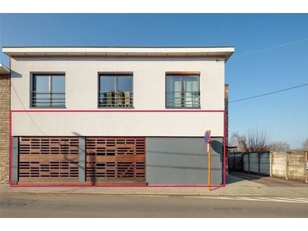 appartement +-130 m² avec terrasse et grand garage - piscine