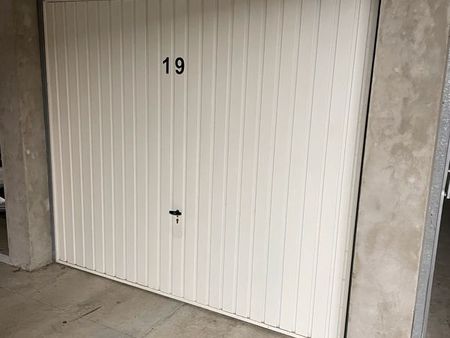 garage /box en sous sol
