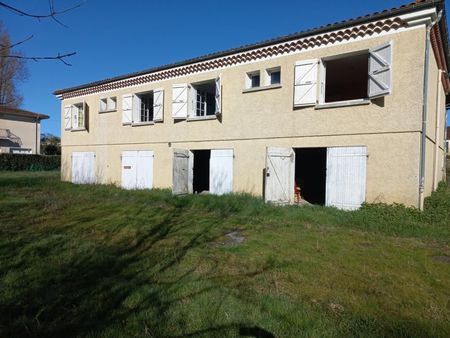 local commercial 170 m²