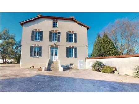 vente maison 247 m² - terrain 2ha  villeneuve-renneville-chevigny (51130) - 625.000