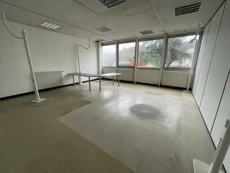 bureaux 269 m²