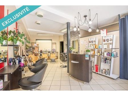 salon de coiffure 50 m² le bourgneuf-la-foret