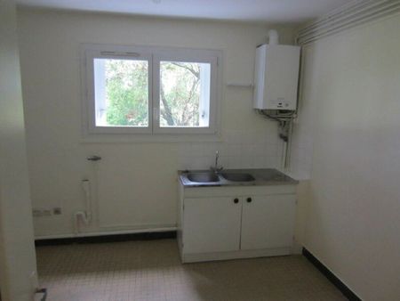location appartement  m² t-3 à romorantin-lanthenay  490 €