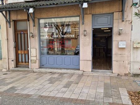 local commercial 60 m² bourg les valence