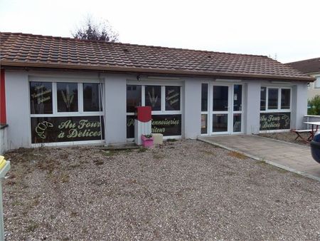 local commercial 72 m²