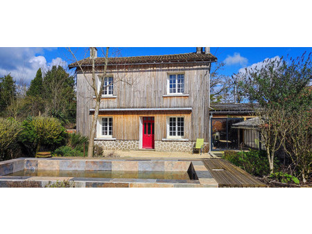 sous offre maison indépendante de deux chambres à finir de rénover dans un petit hameau  j