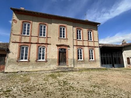 vente propriété 7 pièces 470 m²