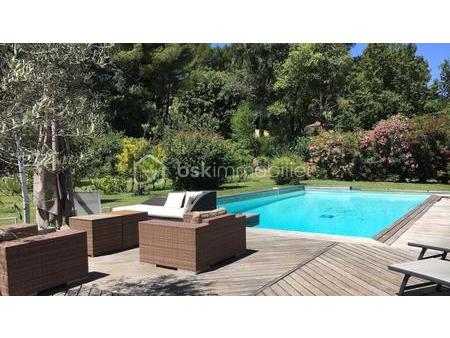 dpt bouches du rhône (13)  à vendre aubagne maison p8- 265 m² - piscine - terrain