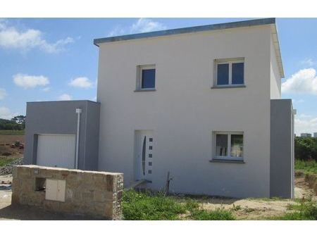 location maison 4 pièces 89 m² pessat-villeneuve (63200)