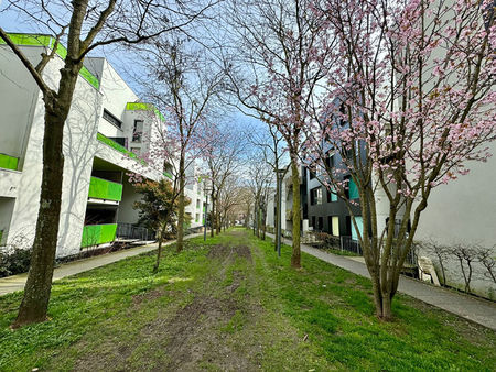 lille studio 27 m² terrasse jardin parking