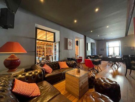 espace bar - restaurant - terrasse