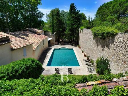 aix-en-provence - mas ancien 290 m² - terrain 3 hectares -annexes - superbe piscine -...