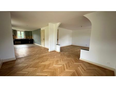 location appartement  116 m² t-3 à garrebourg  869 €