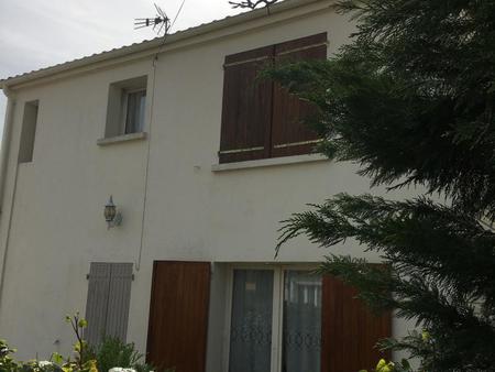vente maison à fontenay-le-comte (85200) : à vendre / 90m² fontenay-le-comte