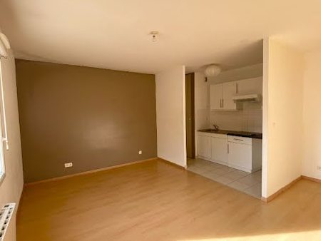 location appartement 1 pièce 31.45 m²