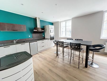 appartement saint-flour 78 m² t-3 à vendre  149 500 €