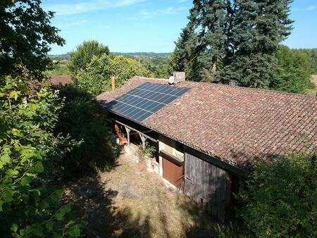 82130  lafrançaise/moissac . ancienne ferme avec maison de 242 m2 habitable de suite avec 