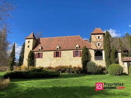 maison ismh avec piscine  ruisseau et dépendances