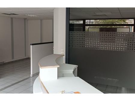 location commerce 70 m² rodez (12000)