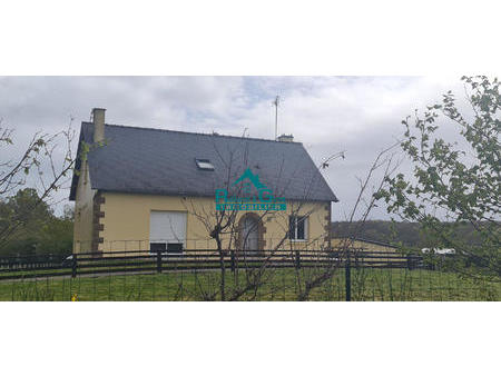 vente maison à saint-brice-en-cogles (35460) : à vendre / 112m² saint-brice-en-cogles