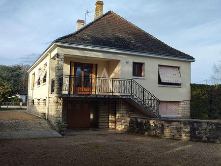 maison à 7 kms de lamotte beuvron dans village tous commerces.