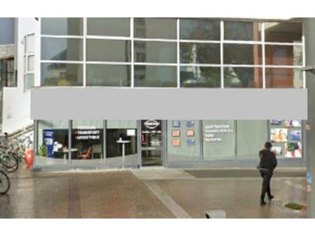 location commerce 105 m² lorient (56100)